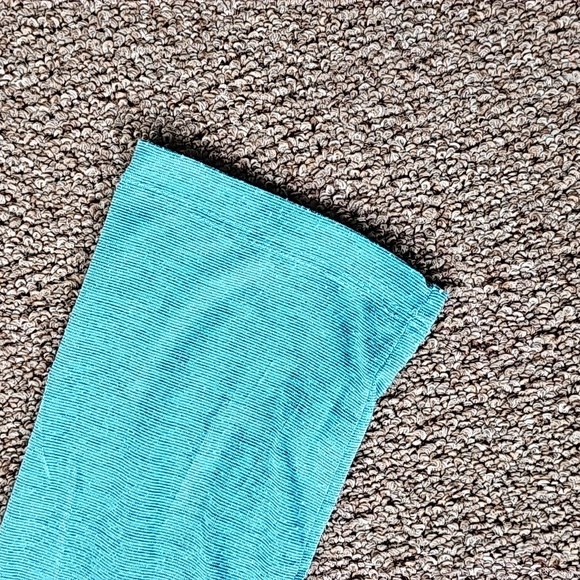 Top - Picture 6 of 16